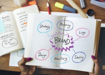 5 สิ่งที่ต้องรู้ก่อนสั่งทำ บรรจุภัณฑ์ เครื่องสำอาง